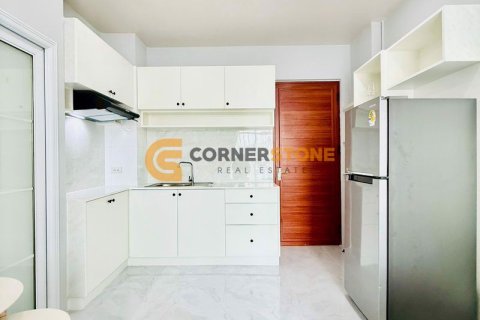 Estudio en el condominio en Pattaya, Tailandia № 204873 - foto 5