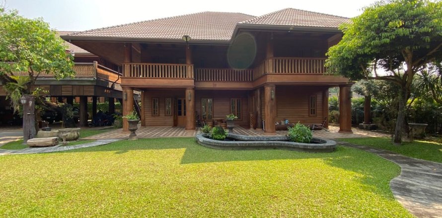 บ้านในเชียงใหม่, ประเทศไทย 7 ห้องนอน № 75065