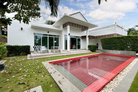 Villa à Hua Hin, Thaïlande 3 chambres № 168562