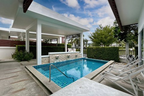 Chalet de 2 dormitorios en Hua Hin, Tailandia № 168563 - foto 4
