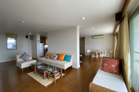 Condominio de 4 dormitorios en Hua Hin, Tailandia № 168564 - foto 11