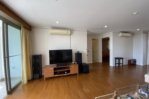 Condominio de 4 dormitorios en Hua Hin, Tailandia № 168564 - foto 12