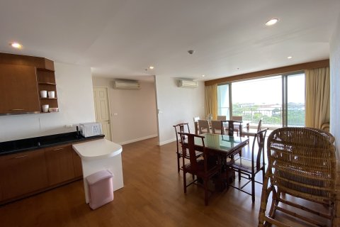 Condominio de 4 dormitorios en Hua Hin, Tailandia № 168564 - foto 6