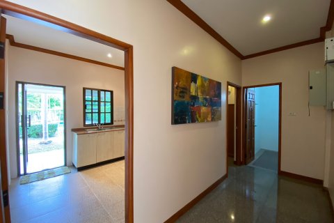 Chalet de 3 dormitorios en Hua Hin, Tailandia № 168565 - foto 10