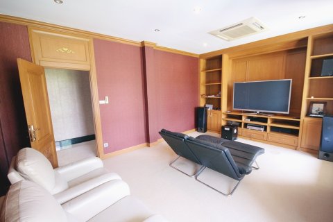 Villa in Cha-am, Thailand 7 Schlafzimmer № 168567 - Foto 9