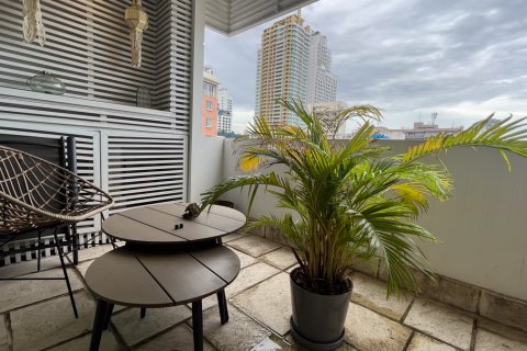 Condo à Watthana, Bangkok, Thaïlande, 3 chambres  № 201018 - photo 22