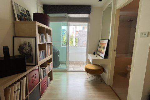 Condo à Watthana, Bangkok, Thaïlande, 3 chambres  № 201018 - photo 18