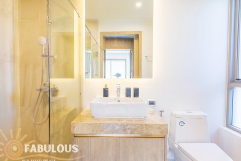Chalet de 3 dormitorios en Bang Tao, Tailandia № 179342 - foto 7