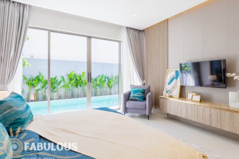 Chalet de 3 dormitorios en Bang Tao, Tailandia № 179342 - foto 3