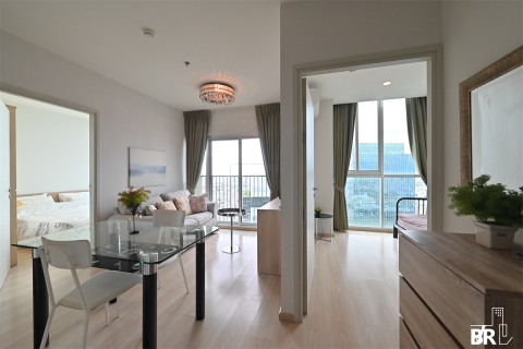 Condo in Bangkok, Thailand, 2 bedrooms  № 185129