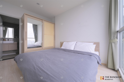 Condo in Bangkok, Thailand, 2 bedrooms  № 185129 - photo 9