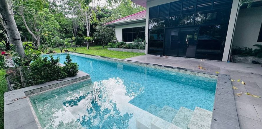 Villa à Pattaya, Thaïlande 4 chambres № 220572