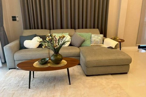 Chalet de 3 dormitorios en Pattaya, Tailandia № 220569 - foto 3