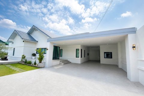 Villa à Pattaya, Thaïlande 3 chambres № 220574