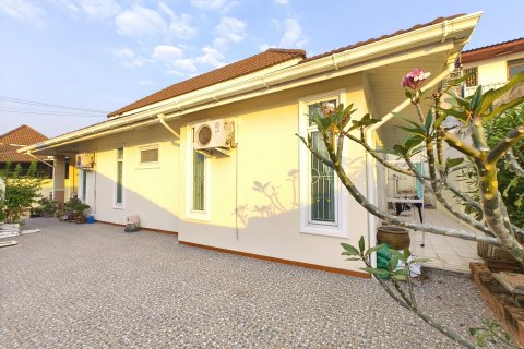 Haus in Pattaya, Thailand 4 Schlafzimmer № 160303