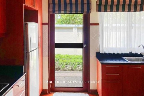 Chalet de 4 dormitorios en Bang Tao, Tailandia № 179749 - foto 13