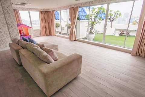Condominio de 4 dormitorios en Bangkok, Tailandia № 66484 - foto 5