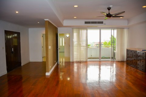 Condominio de 4 dormitorios en Bangkok, Tailandia № 66485 - foto 7