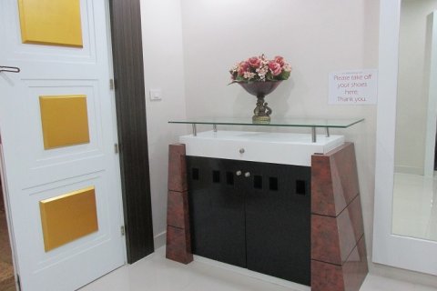 Condominio de 3 dormitorios en Bangkok, Tailandia № 66486 - foto 13
