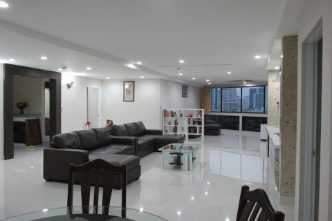 Condominio de 3 dormitorios en Bangkok, Tailandia № 66486 - foto 2