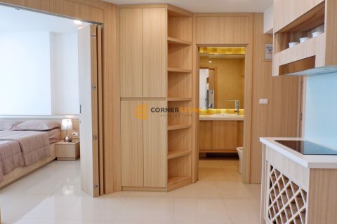Studio dans le Condo à Pattaya, Thaïlande  № 204949