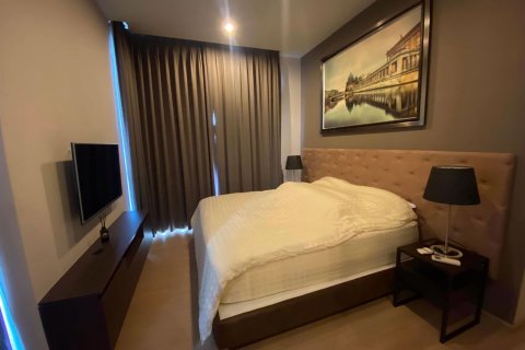 Condominio de 2 dormitorios en Huai Khwang, Bangkok, Tailandia № 47689 - foto 7