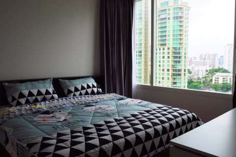Condominio de 2 dormitorios en Watthana, Bangkok, Tailandia № 47690 - foto 6