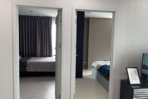 Condominio de 2 dormitorios en Bangkok Noi, Tailandia № 47693 - foto 3