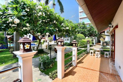 Commercial property in Pattaya, Thailand № 168168 - photo 6