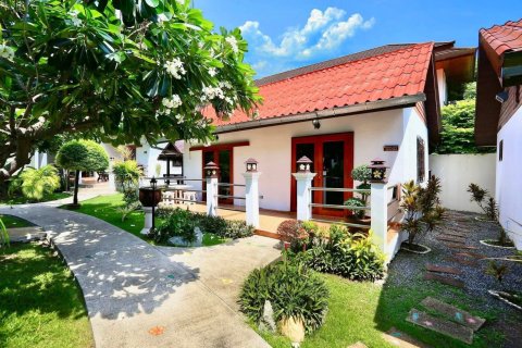 Commercial property in Pattaya, Thailand № 168168 - photo 7