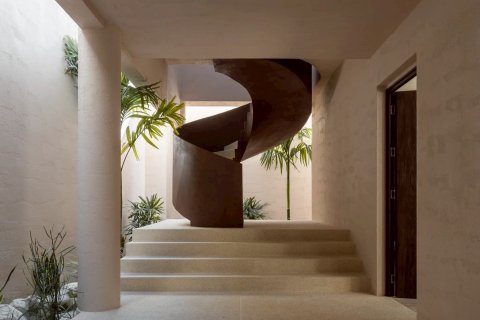 Casa de 6 dormitorios en Pattaya, Tailandia № 168169 - foto 14