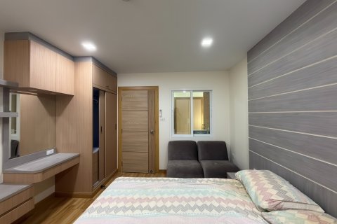 Apartamento de 2 dormitorios en Pattaya, Tailandia № 168173 - foto 18