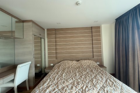 Apartamento de 2 dormitorios en Pattaya, Tailandia № 168173 - foto 10