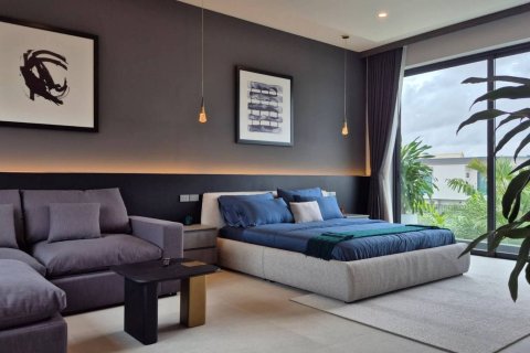 Chalet de 5 dormitorios en Pattaya, Tailandia № 203514 - foto 13