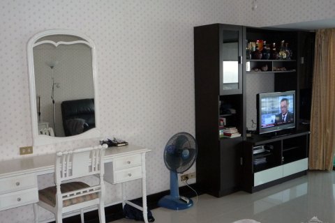 Condominio de 1 dormitorio en Jomtien Beach, Pattaya, Tailandia № 204150 - foto 3
