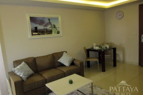Condominio de 1 dormitorio en Pattaya, Tailandia № 204151 - foto 3