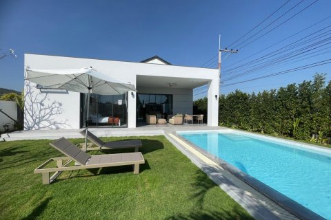 Chalet de 3 dormitorios en Hua Hin, Tailandia № 165391 - foto 2