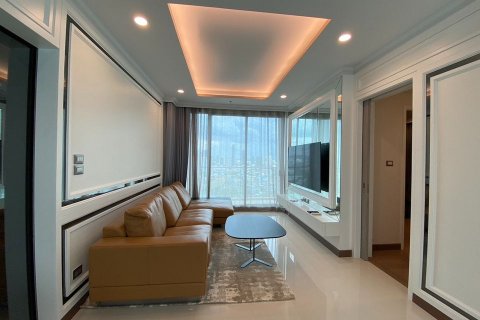Condo in Bangkok, Thailand, 3 bedrooms № 143245 - photo 3