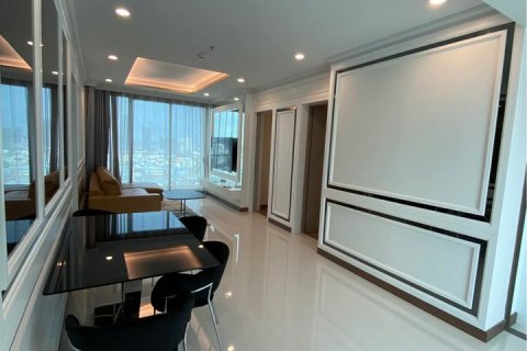Condo in Bangkok, Thailand, 3 bedrooms № 143245 - photo 4