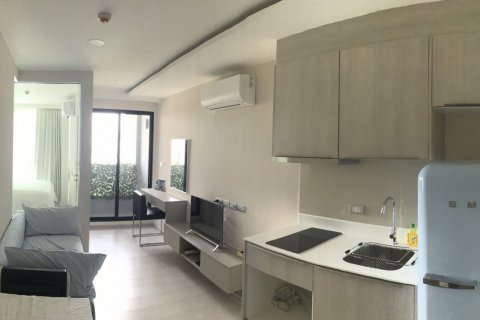 Condo in Bangkok, Thailand, 1 bedroom  № 143240