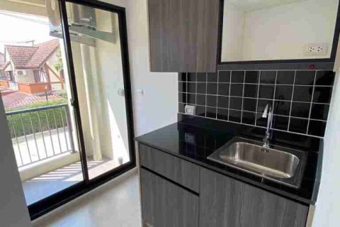 Estudio en el condominio en Bangkok, Tailandia № 208637 - foto 10