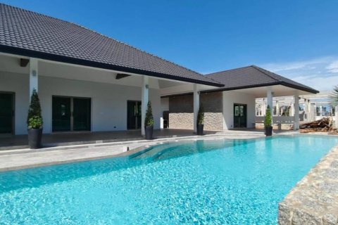 Chalet de 3 dormitorios en Prachuap Khiri Khan, Tailandia № 116442