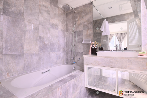 Eigentumswohnung in Bangkok, Thailand, 3 Schlafzimmer № 187032 - Foto 7