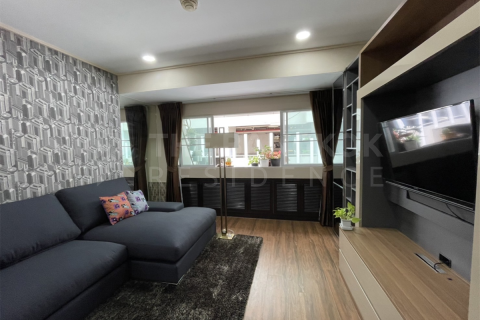 Condo in Bangkok, Thailand, 2 bedrooms № 188491