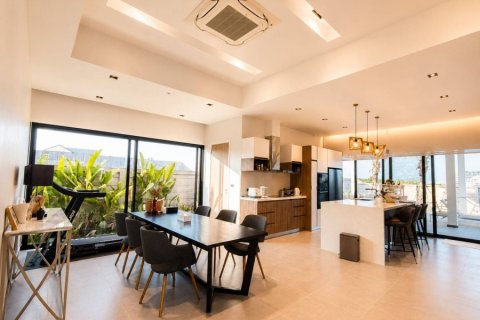 Casa de 3 dormitorios en Hua Hin, Tailandia № 179143 - foto 7