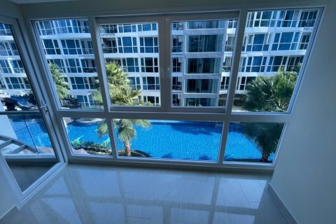 Condo in Pattaya, Thailand, 2 bedrooms  № 157449