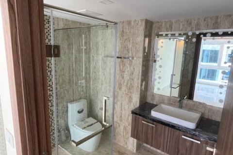 Condominio de 2 dormitorios en Pattaya, Tailandia № 157449 - foto 2