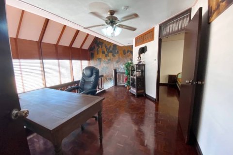Condominio de 3 dormitorios en Pattaya, Tailandia № 157454 - foto 8