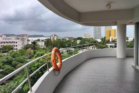 Condominio de 4 dormitorios en Hua Hin, Tailandia № 148132 - foto 4