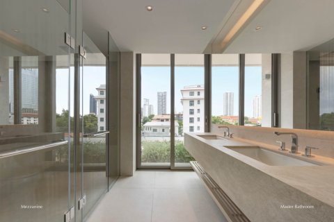 Chalet de 4 dormitorios en Bangkok, Tailandia № 222408 - foto 17